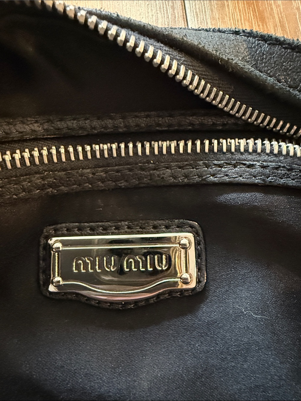 Miu Miu Black Patchwork Pleated Leather Hobo Bag - Picture 2 of 5